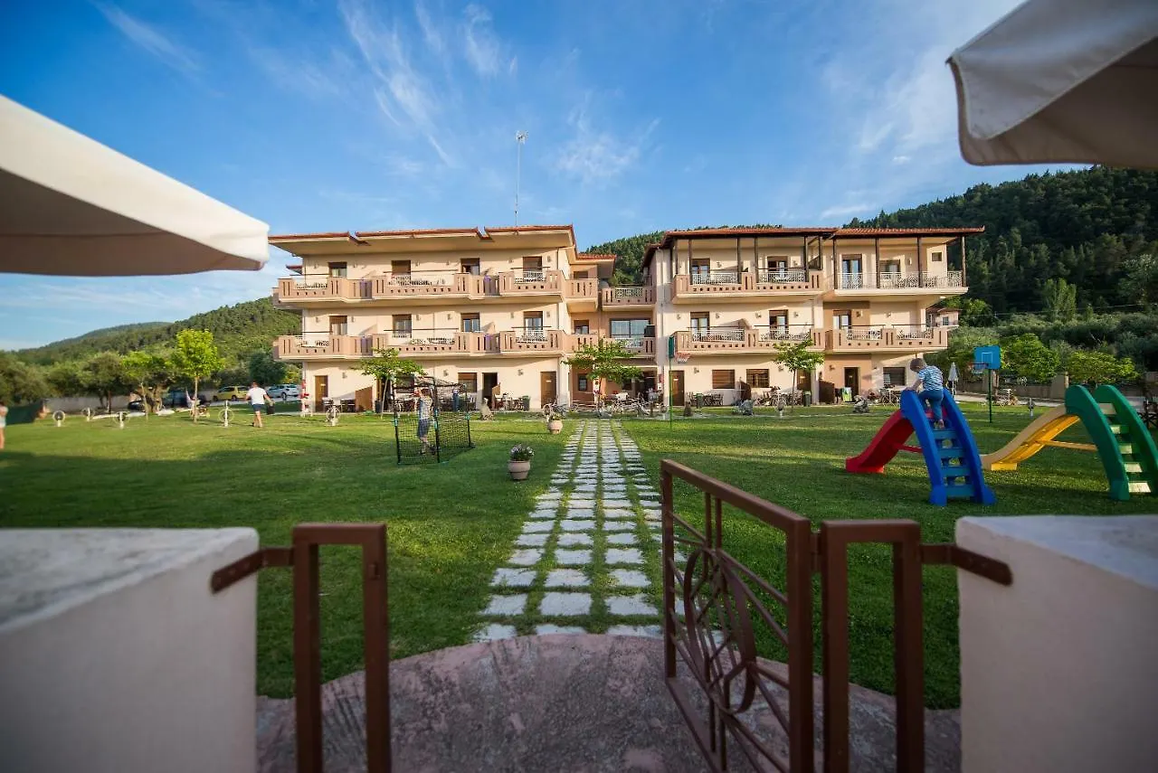 Aroma Studios And Apartments Vourvourou